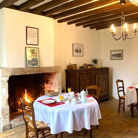 Bed and Breakfast Le Moulin De Pasnel Monteaux Esterno foto