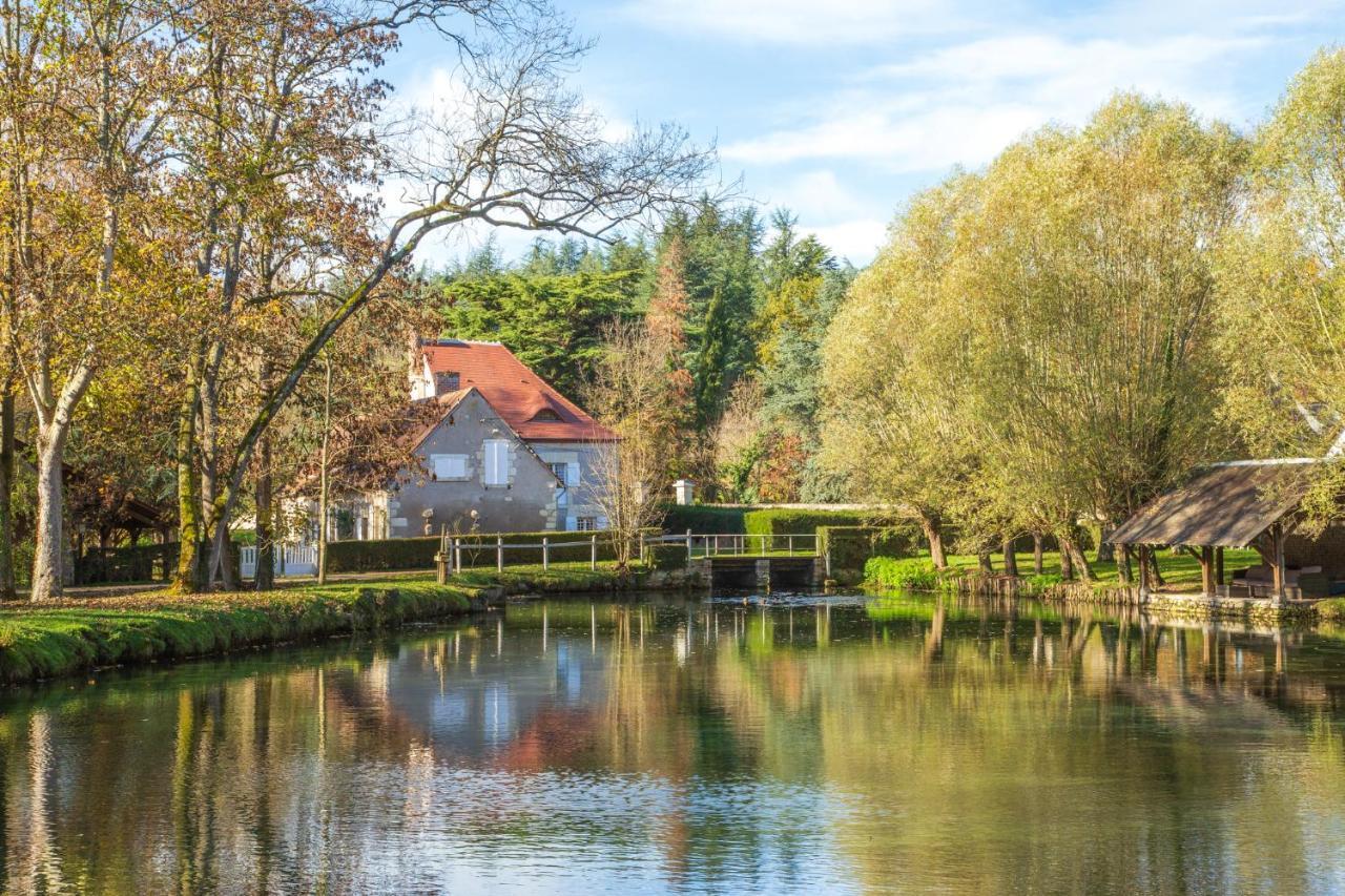 Bed and Breakfast Le Moulin De Pasnel Monteaux Esterno foto