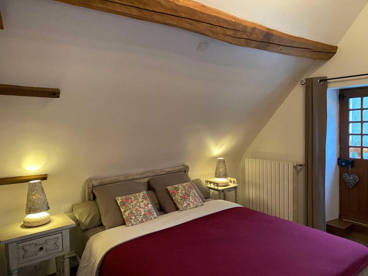Bed and Breakfast Le Moulin De Pasnel Monteaux Esterno foto
